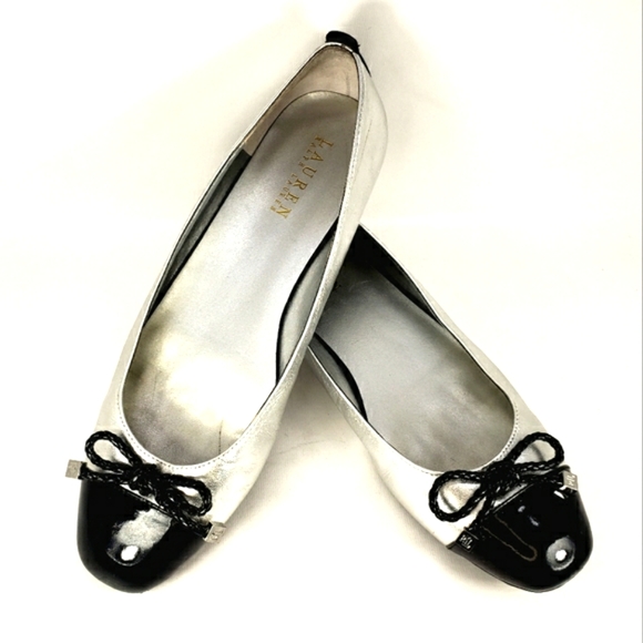 Lauren Ralph Lauren Silver Leather, Slip On, Capped Toe, Ballet Flats. Wmn 8.5M - Picture 9 of 13